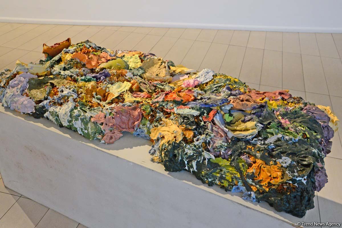 Увлекательное путешествие по Музею современного искусства в Баку (ФОТОРЕПОРТАЖ)