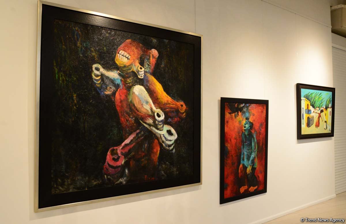 Увлекательное путешествие по Музею современного искусства в Баку (ФОТОРЕПОРТАЖ)