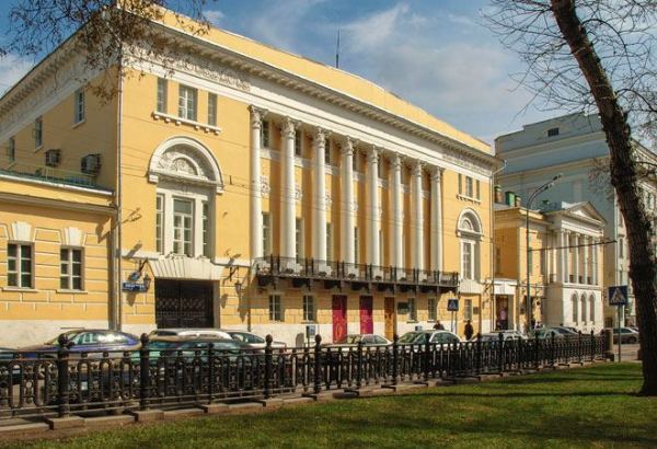 В Москве представлено искусство азербайджанских мастеров Абшеронской школы