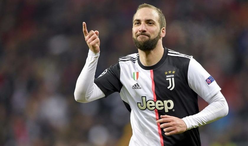 Игуаин подпишет контракт с футбольным клубом "Интер Майами"