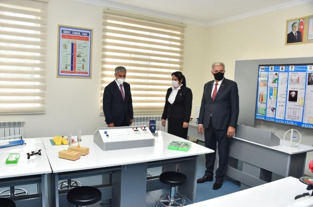 Фондом Гейдара Алиева сдаются в эксплуатацию 62 учебных заведения - 
В Гяндже, Самухе и Уджаре состоялось открытие построенных и реконструированных учебных заведений (ФОТО)