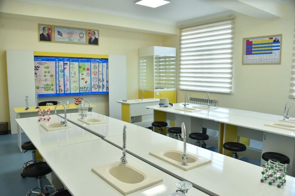 Фондом Гейдара Алиева сдаются в эксплуатацию 62 учебных заведения - 
В Гяндже, Самухе и Уджаре состоялось открытие построенных и реконструированных учебных заведений (ФОТО)