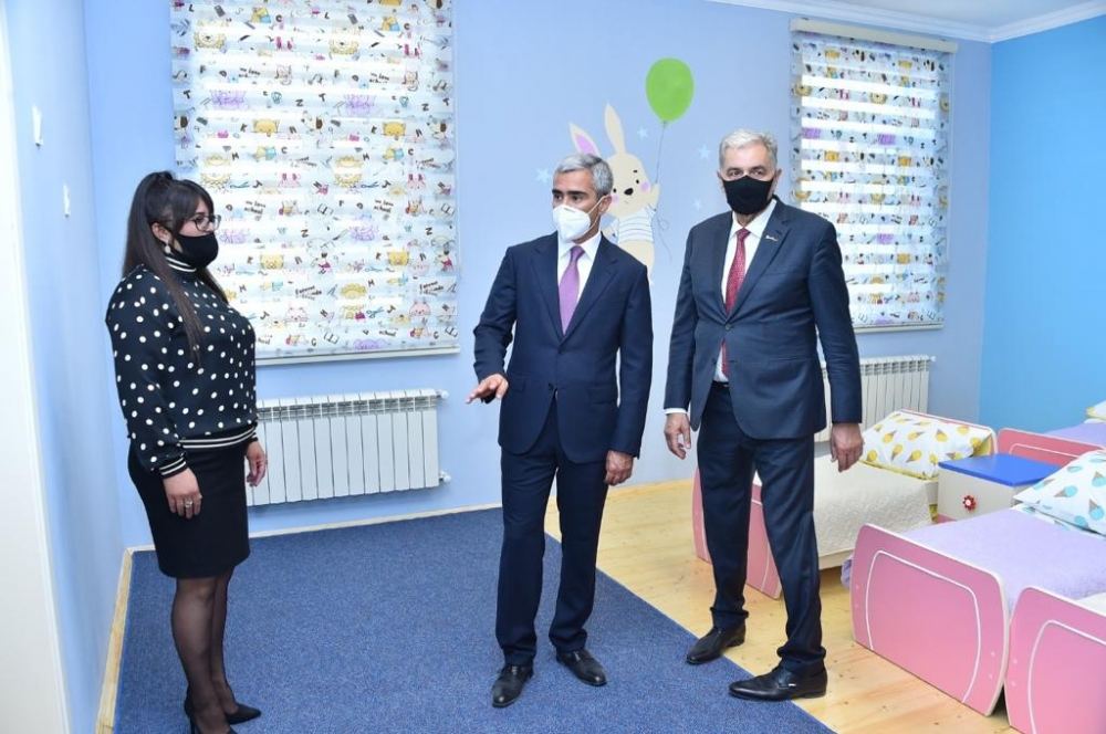 Фондом Гейдара Алиева сдаются в эксплуатацию 62 учебных заведения - 
В Гяндже, Самухе и Уджаре состоялось открытие построенных и реконструированных учебных заведений (ФОТО)