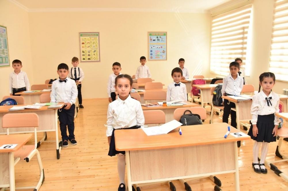 Фондом Гейдара Алиева сдаются в эксплуатацию 62 учебных заведения - 
В Гяндже, Самухе и Уджаре состоялось открытие построенных и реконструированных учебных заведений (ФОТО)