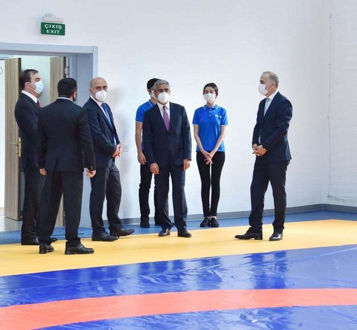 Фондом Гейдара Алиева сдаются в эксплуатацию 62 учебных заведения - 
В Гяндже, Самухе и Уджаре состоялось открытие построенных и реконструированных учебных заведений (ФОТО)