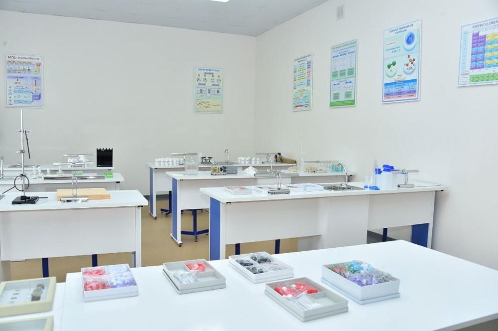 Фондом Гейдара Алиева сдаются в эксплуатацию 62 учебных заведения - 
В Гяндже, Самухе и Уджаре состоялось открытие построенных и реконструированных учебных заведений (ФОТО)