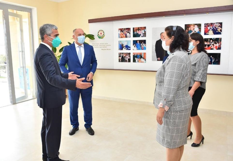 Фондом Гейдара Алиева сдаются в эксплуатацию 62 учебных заведения - 
В Гяндже, Самухе и Уджаре состоялось открытие построенных и реконструированных учебных заведений (ФОТО)