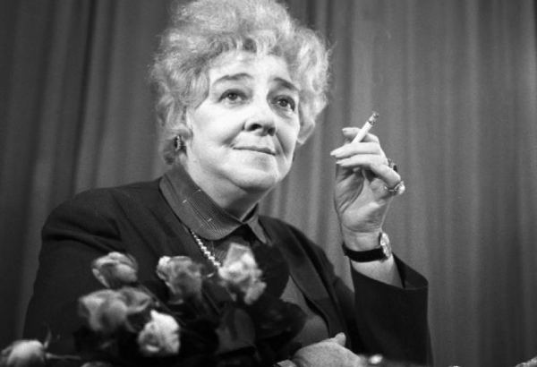 Бакинские тайны Фаины Раневской – эмоциональное потрясение на Девичьей башне, встреча с Маяковским (ФОТО)