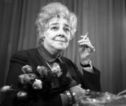 Бакинские тайны Фаины Раневской – эмоциональное потрясение на Девичьей башне, встреча с Маяковским (ФОТО)