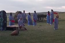 В комплексе XVII века "Калахана" состоялась премьера спектакля под открытым небом (ФОТО/ВИДЕО)