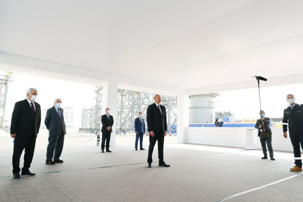Президент Ильхам Алиев принял участие в церемонии закладки фундамента морских операций на месторождении «Абшерон» (ФОТО/ВИДЕО)