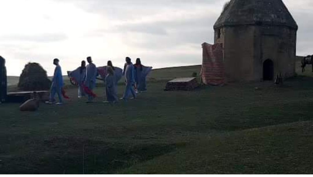 В комплексе XVII века "Калахана" состоялась премьера спектакля под открытым небом (ФОТО/ВИДЕО)