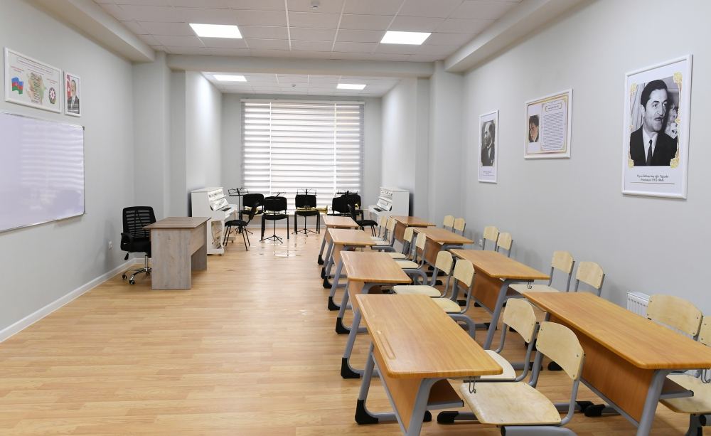 Первый вице-президент Мехрибан Алиева приняла участие в открытии нового здания Детской школы искусств в поселке Бюльбюля (ФОТО) (версия 2)