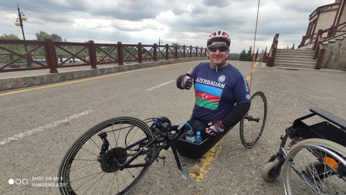 "Железные друзья"  азербайджанцев  - велоспорт в живописной Габале (ФОТО)