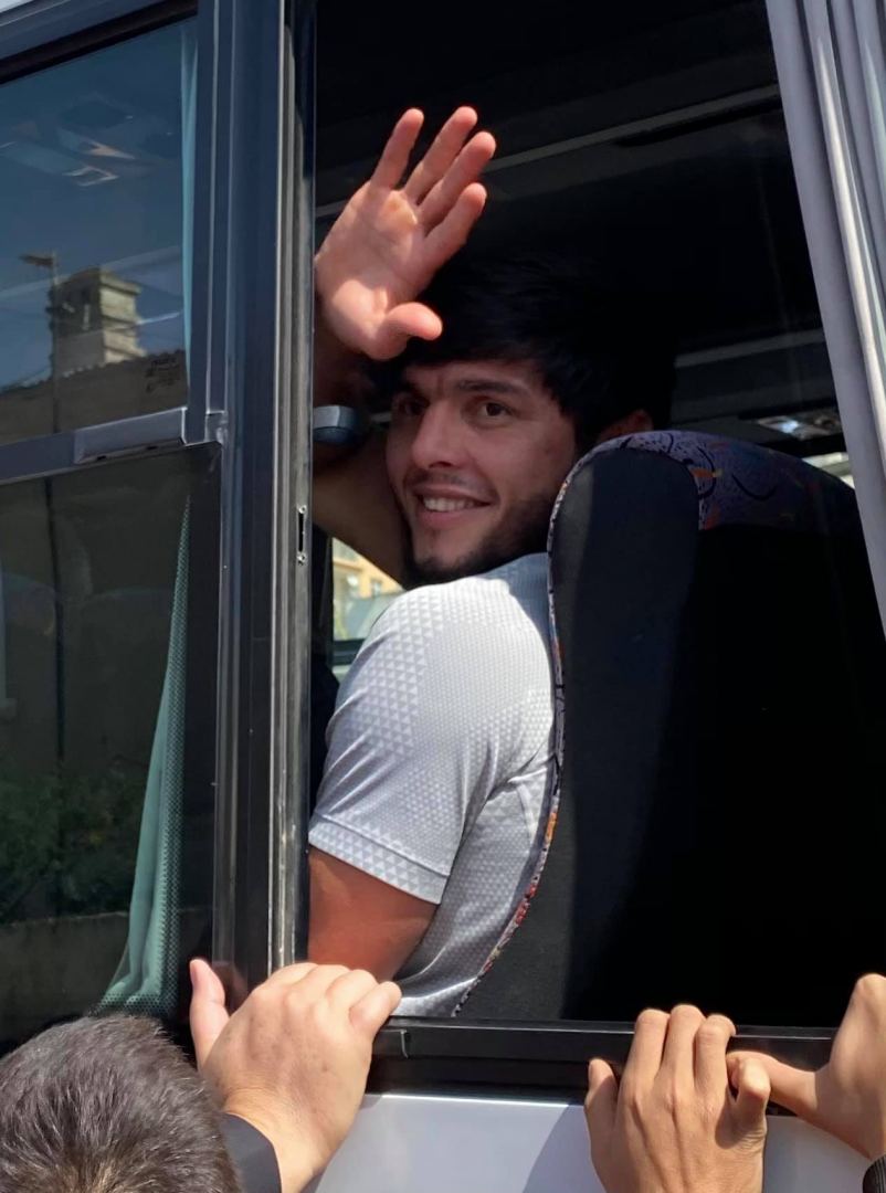 Азербайджанские мастера единоборств отправились "ломать хребет" армянским оккупантам (ФОТО)