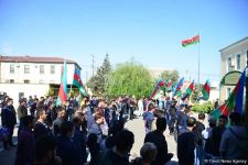 Сотни молодых добровольцев отправились из Бинагади на фронт (ФОТО)