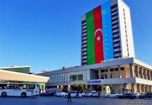 Баку украшен трехцветным флагом Азербайджана (ФОТОСЕССИЯ)