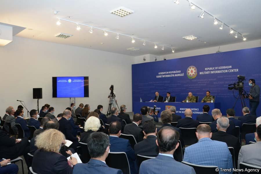 Армения и в настоящее время, нарушая режим прекращения огня, продолжает обострять ситуацию - помощник Президента (ФОТО)