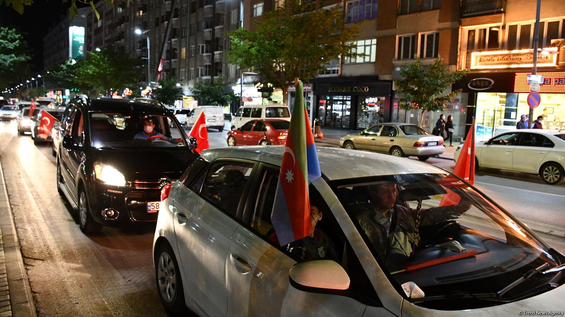 На всей территории Турции прошла акция в поддержку Азербайджана  (ФОТО)