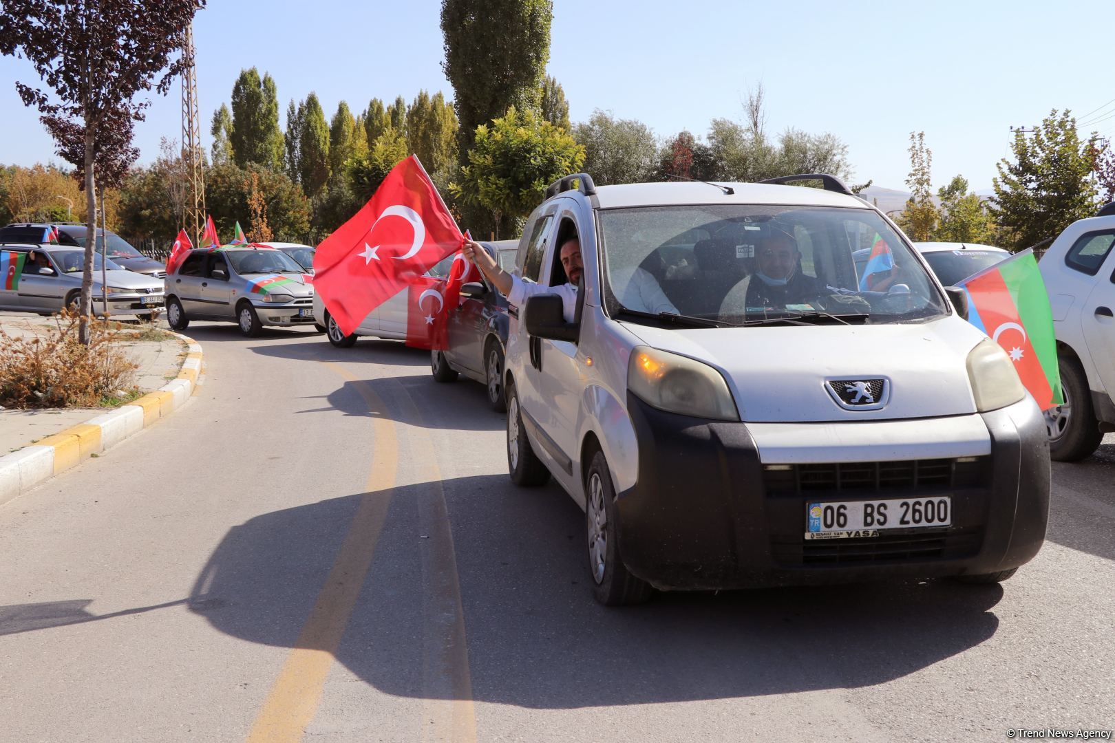 На всей территории Турции прошла акция в поддержку Азербайджана  (ФОТО)