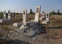 ВС Армении подвергли умышленному обстрелу кладбище в Агдаме (ФОТО)