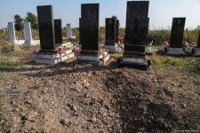 ВС Армении подвергли умышленному обстрелу кладбище в Агдаме (ФОТО)