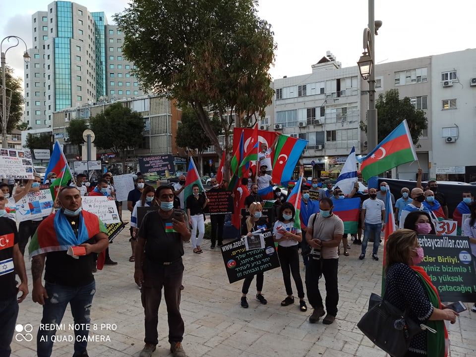 Şəhidlər ölməz, Vətən bölünməz! Акция в крупнейшем городе Израиля против армянских агрессоров (ВИДЕО,ФОТО)