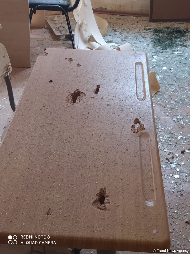 ВС Армении выпустили два снаряда по школе в Тертере (ФОТО)