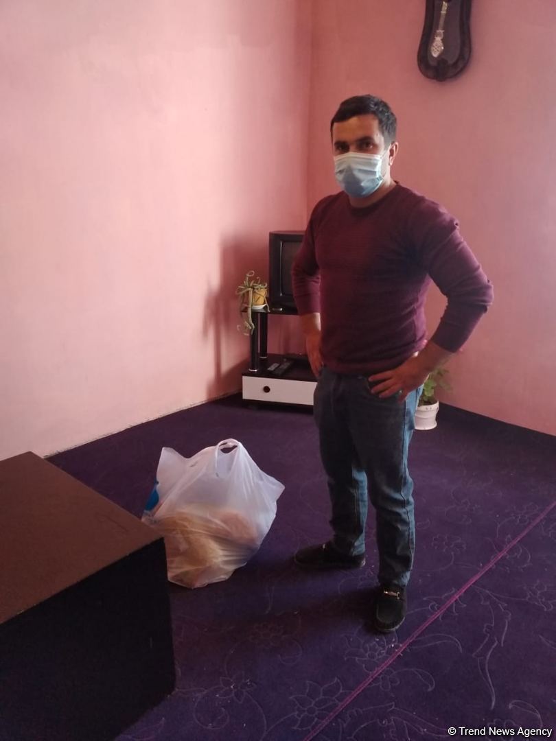 По инициативе депутата Севиль Микаиловой в Худате оказана помощь семьям, чьи дети находятся на военной службе (ФОТО)