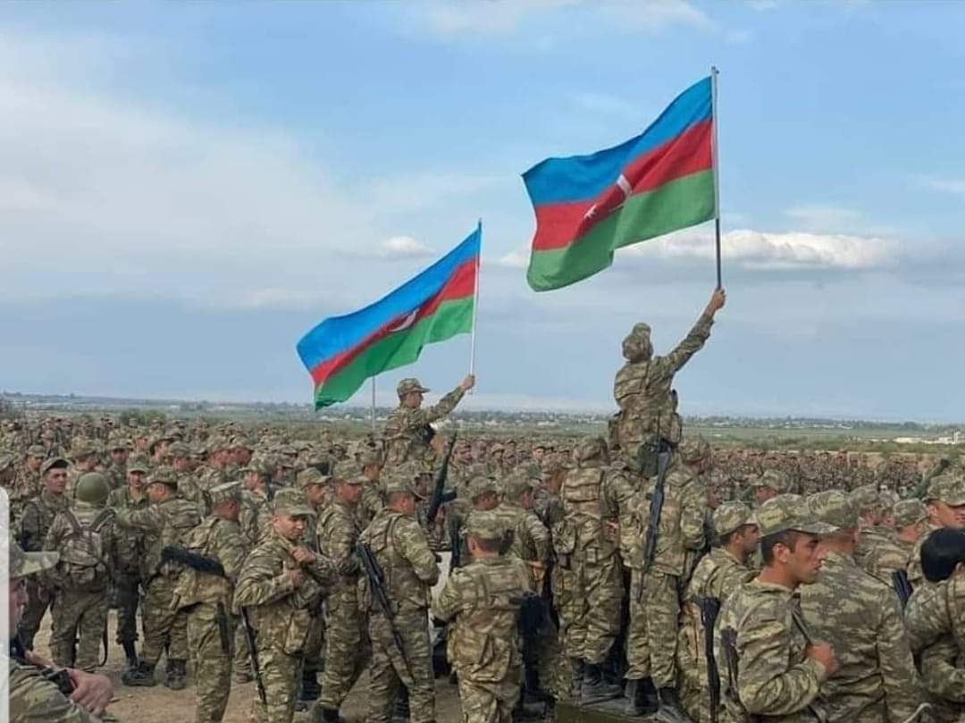 Вперед, азербайджанский солдат! (ВИДЕО)