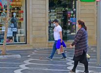 Соблюдают ли правила карантина жители Баку? (ФОТОРЕПОРТАЖ)