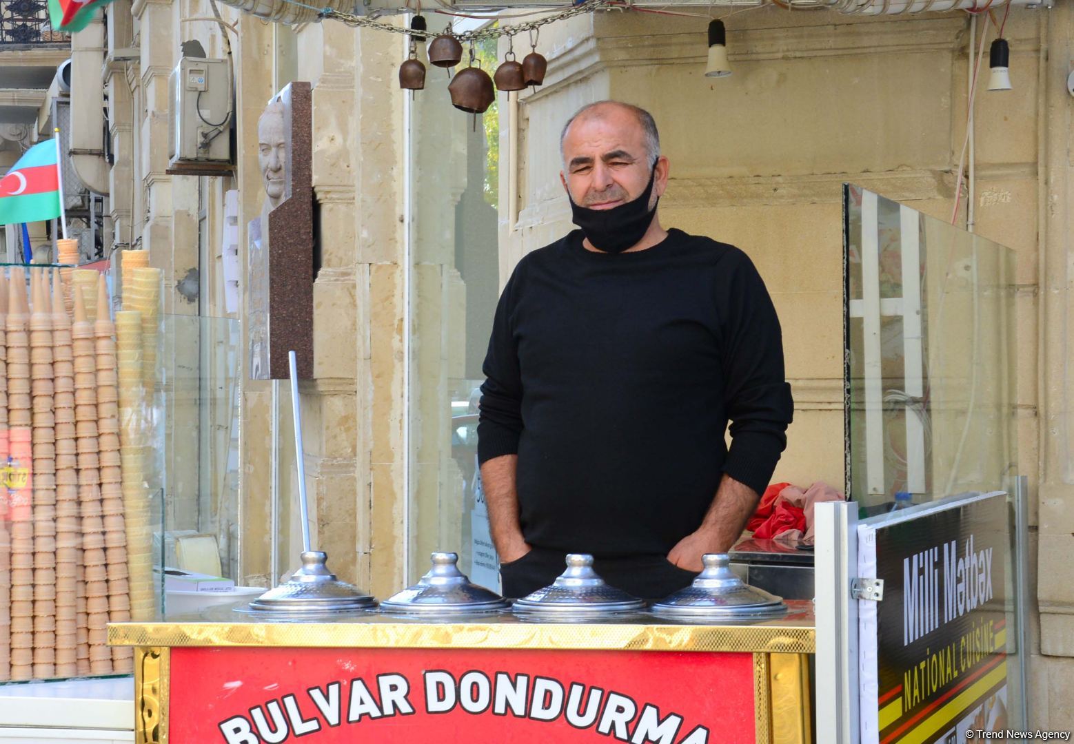 Соблюдают ли правила карантина жители Баку? (ФОТОРЕПОРТАЖ)