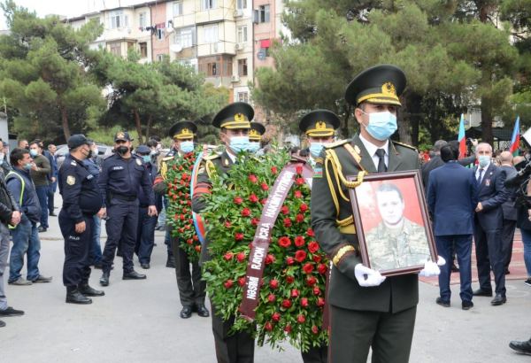 Азербайджанский военнослужащий Дмитрий Солнцев похоронен во второй Аллее шехидов (ФОТО)