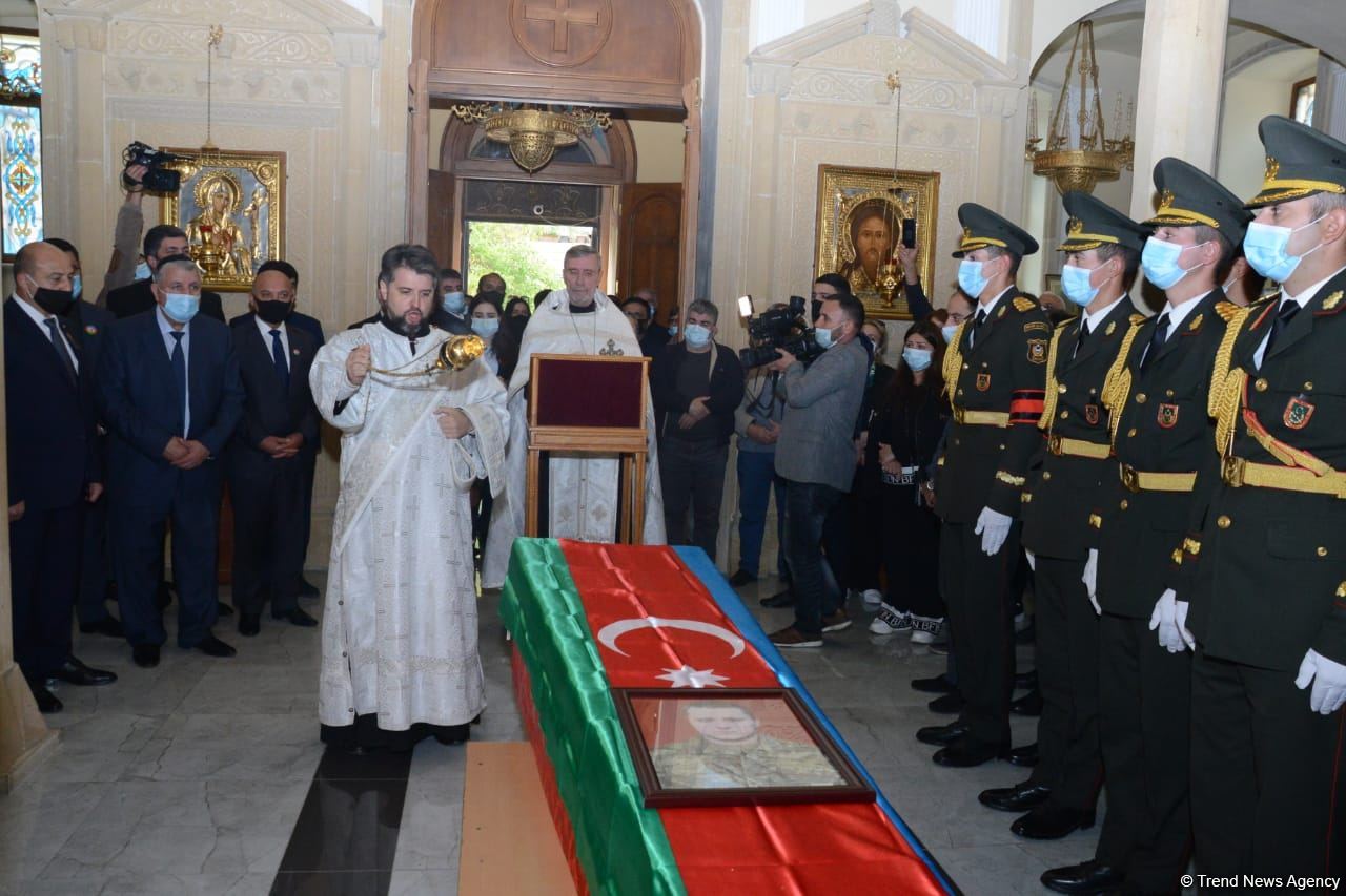 Азербайджанский военнослужащий Дмитрий Солнцев похоронен во второй Аллее шехидов (ФОТО)