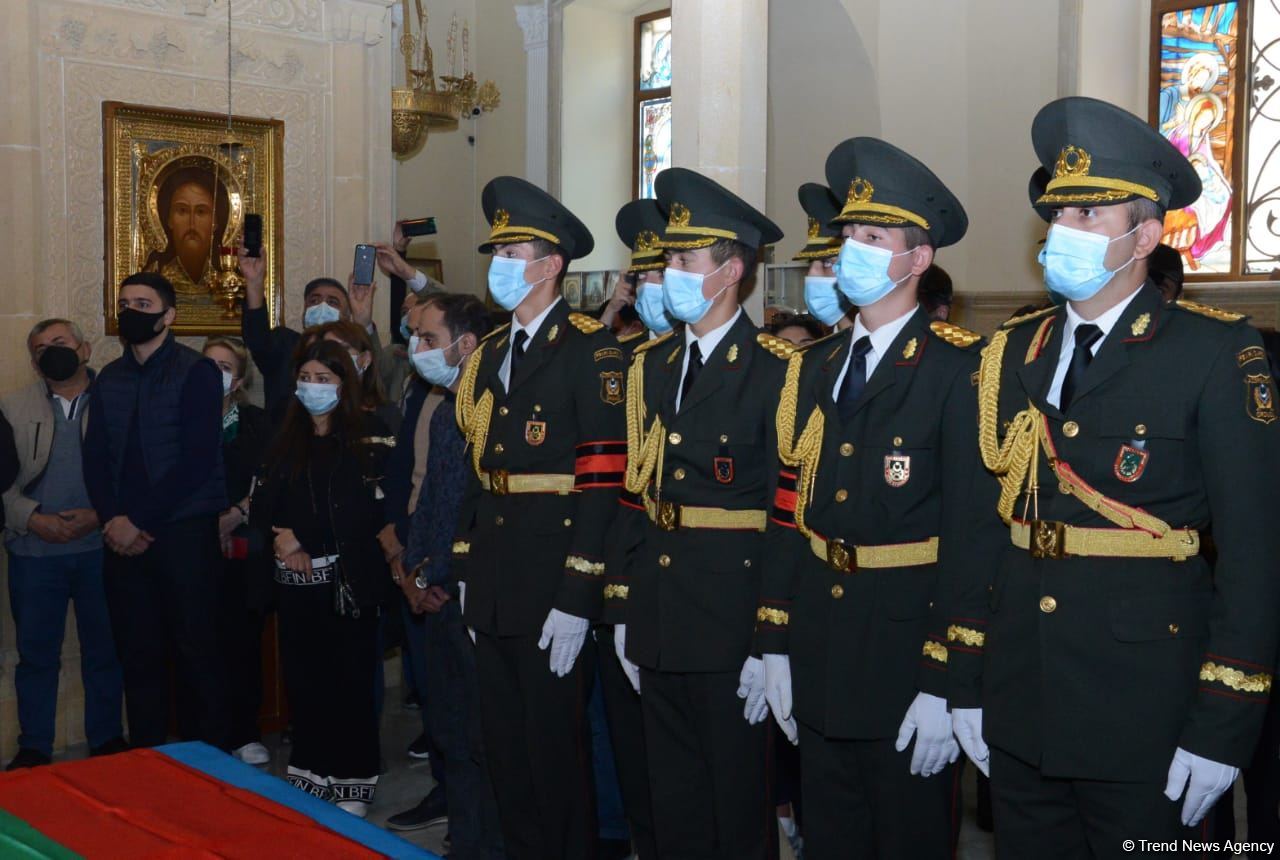 Азербайджанский военнослужащий Дмитрий Солнцев похоронен во второй Аллее шехидов (ФОТО)