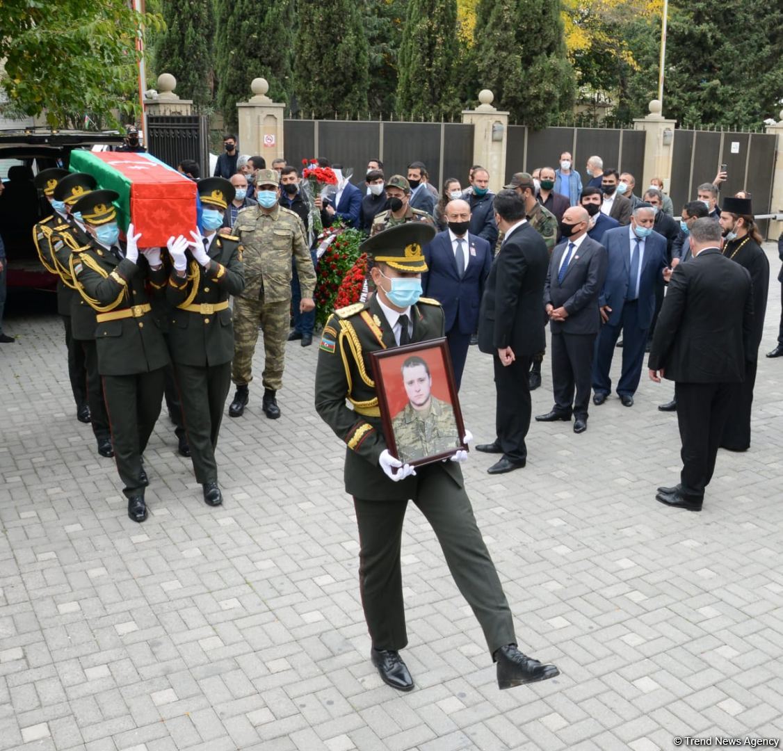 Азербайджанский военнослужащий Дмитрий Солнцев похоронен во второй Аллее шехидов (ФОТО)