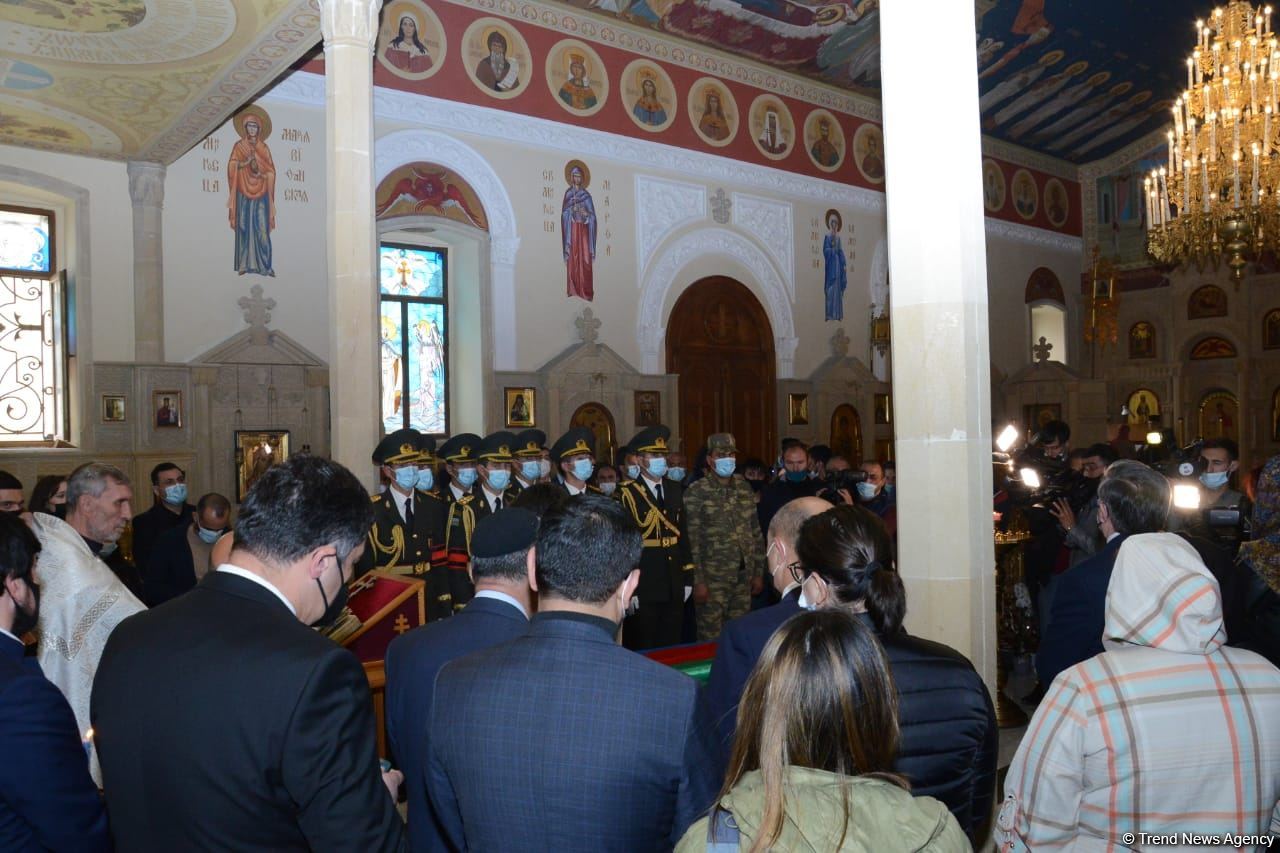 Азербайджанский военнослужащий Дмитрий Солнцев похоронен во второй Аллее шехидов (ФОТО)