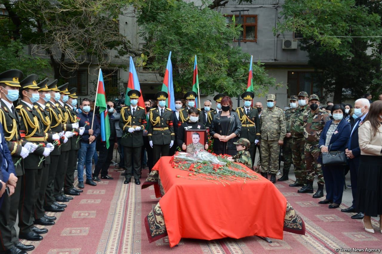 Азербайджанский военнослужащий Дмитрий Солнцев похоронен во второй Аллее шехидов (ФОТО)