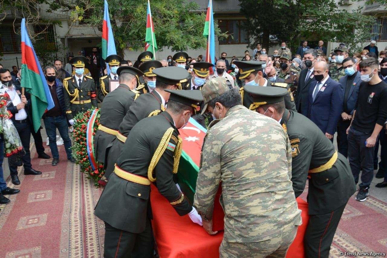 В Баку прощаются с азербайджанским военнослужащим Дмитрием Солнцевым (ФОТО)