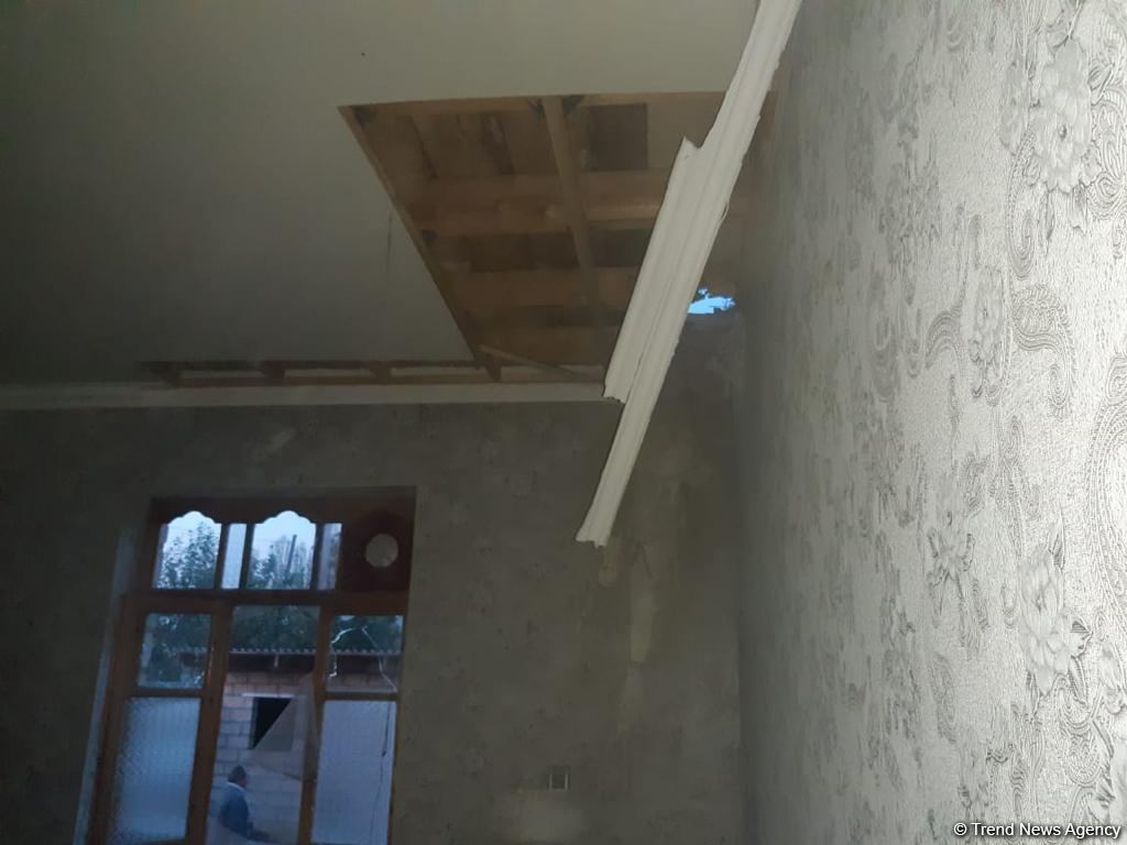 В результате артобстрела Барды армянскими вооруженными силами серьезно пострадали 5 частных домов - МЧС (ФОТО/ВИДЕО)