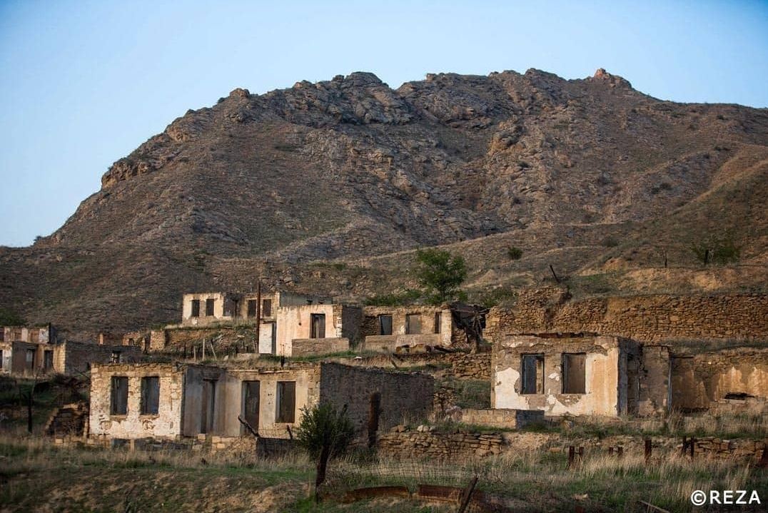 Худаферинский мост глазами всемирно известного фотографа из Франции (ФОТО)