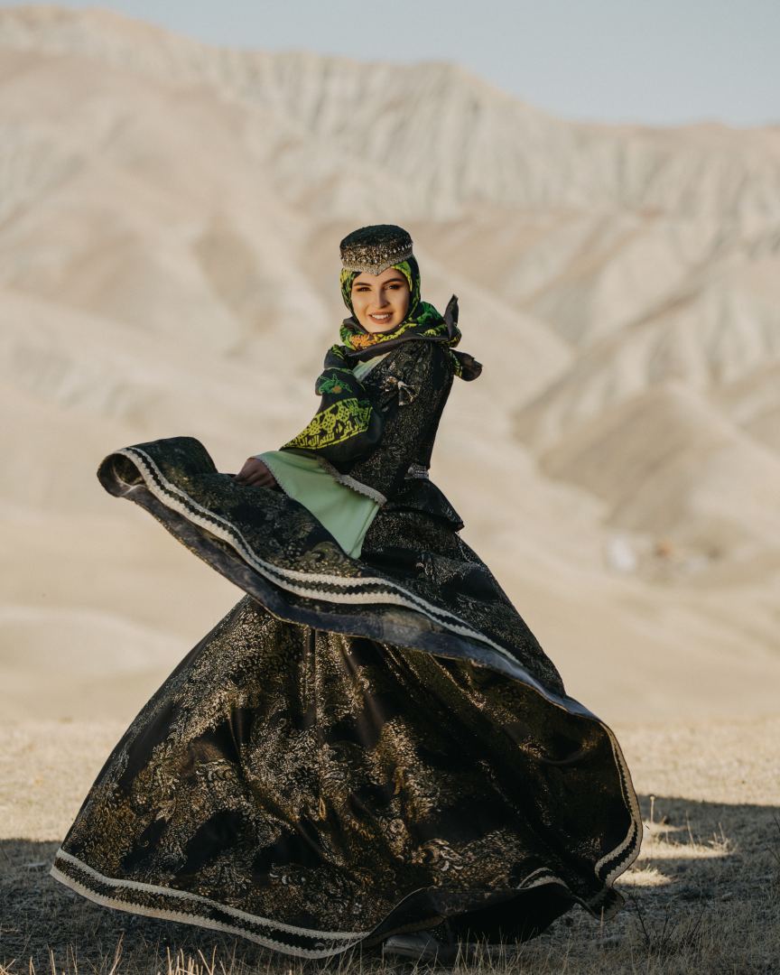 Представлен красочный проект с национальными костюмами "Карабах-это Азербайджан!" (ВИДЕО, ФОТО)