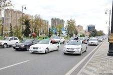 Переполненные счастьем люди празднуют освобождение города Шуша - радость победы в Баку (ФОТО/ВИДЕО)