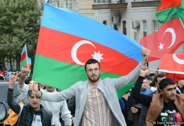 Азербайджан празднует победу в Отечественной войне и восстановление исторической справедливости (ФОТО)