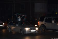 Жители Баку празднуют победу в войне за Карабах (ФОТО/ВИДЕО)