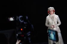 От Нью-Йорка до Баку - Удивительная красота и изящество цветка Xары бюльбюль в коллекциях азербайджанских дизайнеров (ФОТО)