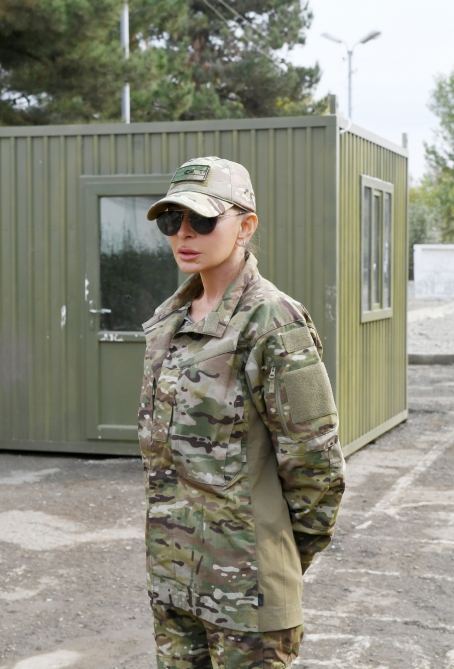 Президент Ильхам Алиев и Первая леди Мехрибан Алиева побывали в освобожденных от оккупации Физулинском и Джебраильском районах, в том числе в городах Физули и Джебраил (ОБНОВЛЕНО)