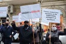 В Баку перед посольством Франции прошла акция протеста (ФОТО)