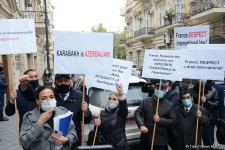 В Баку перед посольством Франции прошла акция протеста (ФОТО)