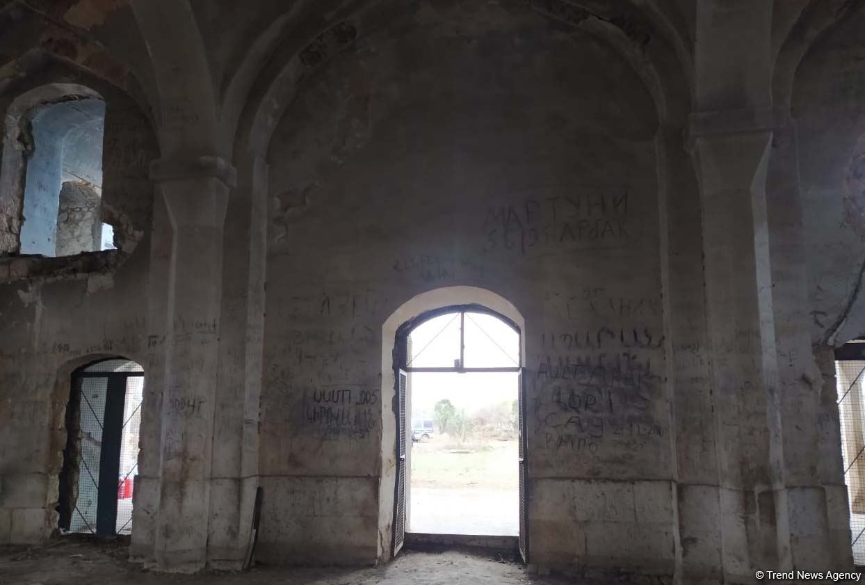 В Агдамской мечети, спустя 27 лет, совершен намаз (ВИДЕО, ФОТО)